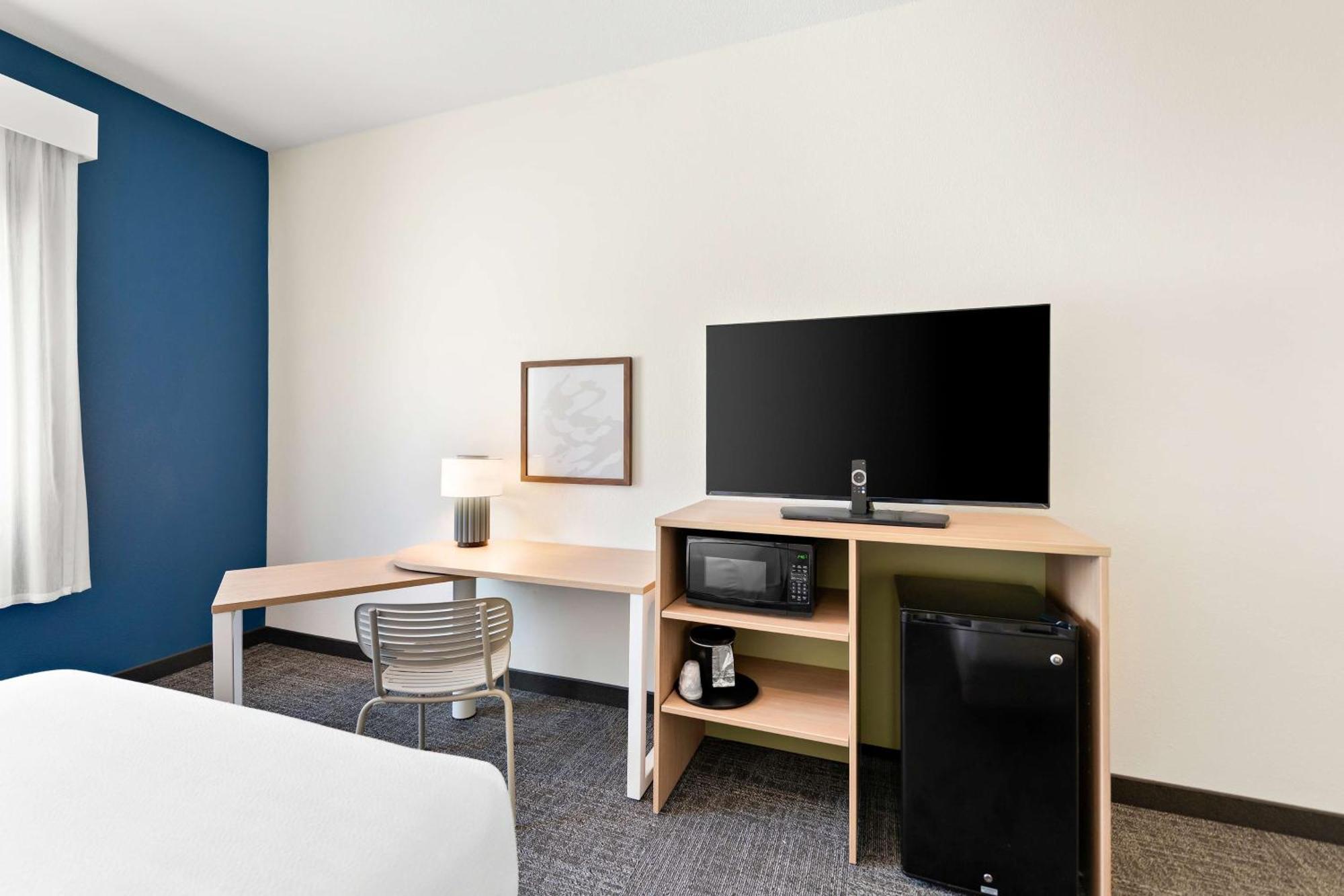 Spark By Hilton Mansfield Luaran gambar