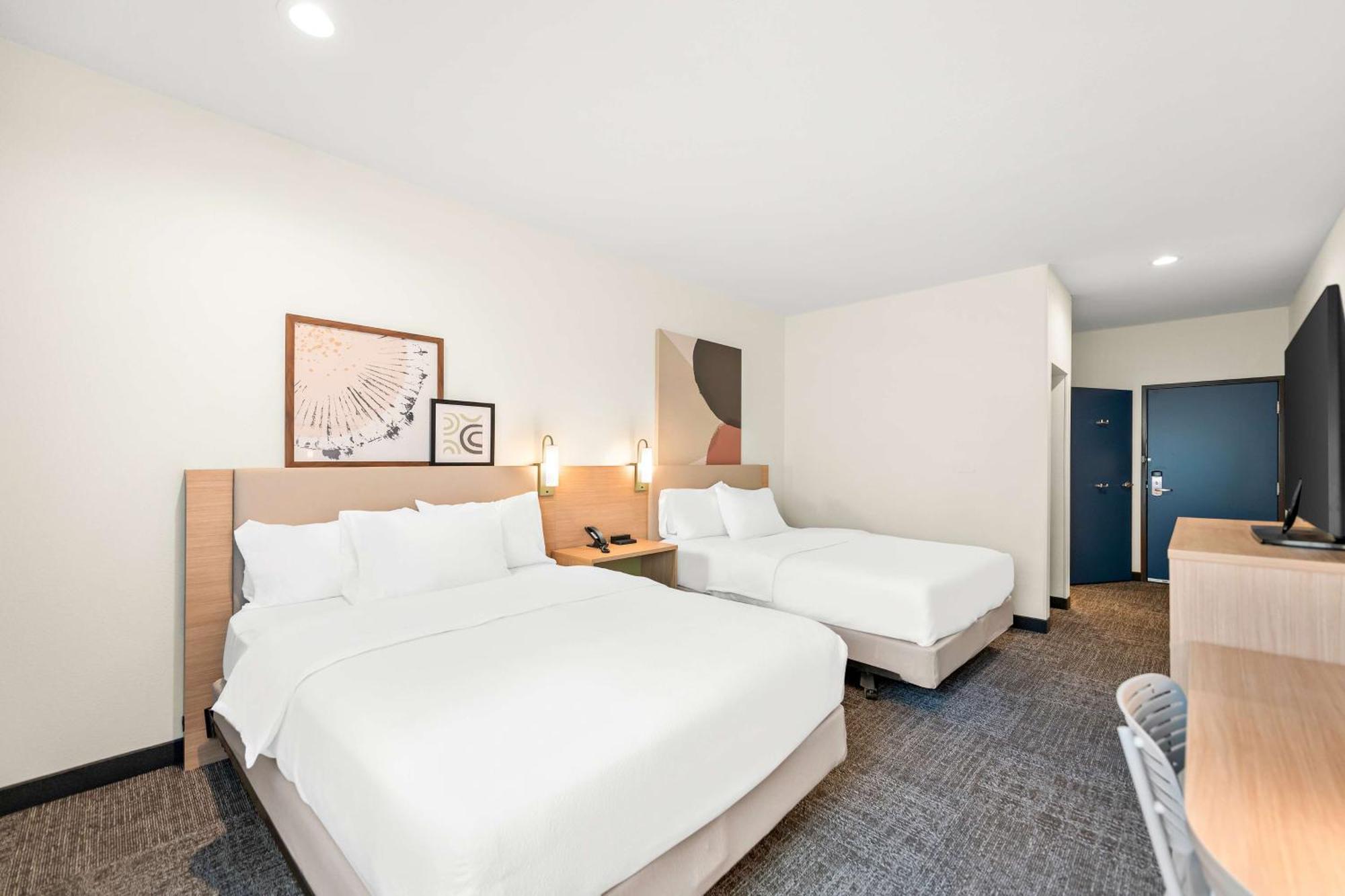 Spark By Hilton Mansfield Luaran gambar